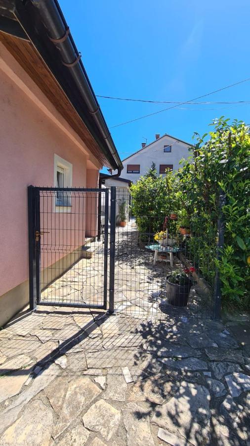 St Anthony'S House With Parking Apartment Zagreb Bagian luar foto